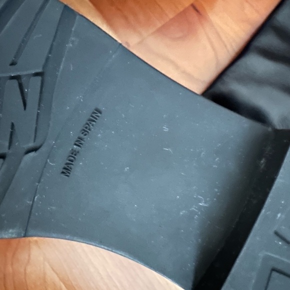 Stuart Weitzman 5050 Napa leather boots nwob 6 - Picture 4 of 4